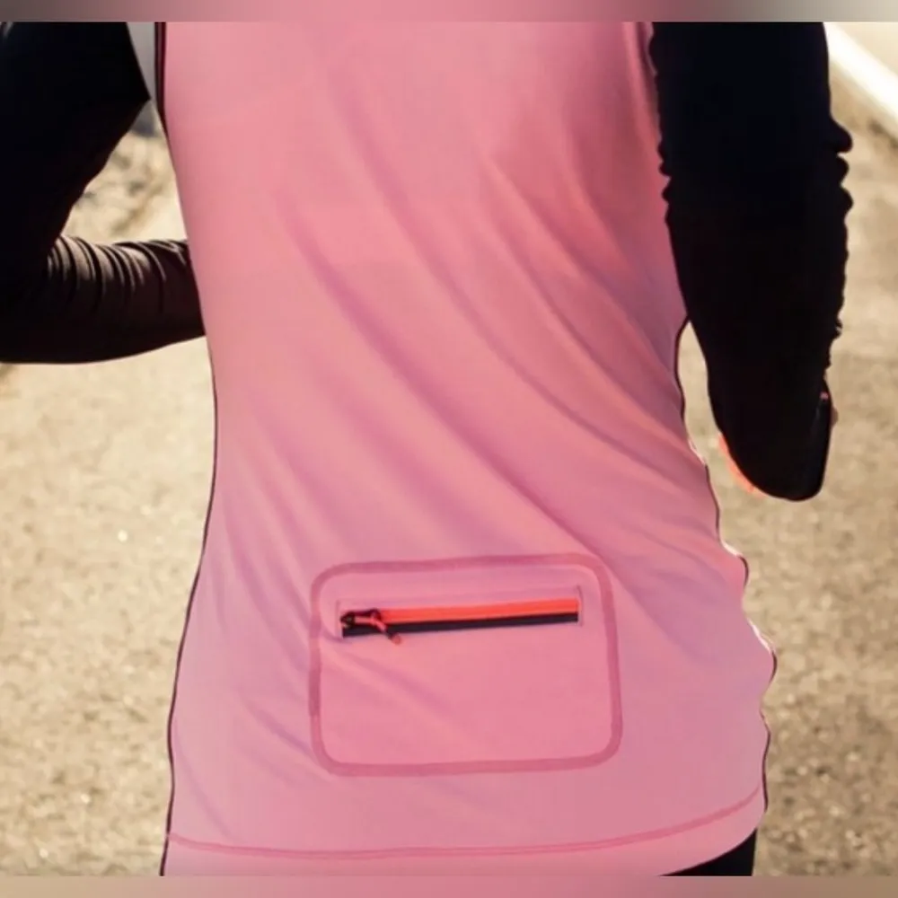 Lululemon Run: Layer Me long sleeve shirt, size 4 - Image 4