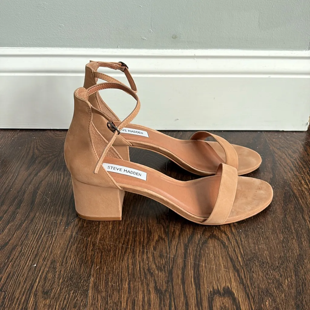 Steve‎ Madden Irenee Block Heel - Image 2