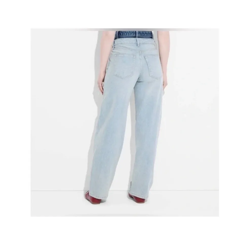 NWT Wild Fable Layered Top 90s Relaxed Straight Mid Rise Jean Size 8 - Image 2