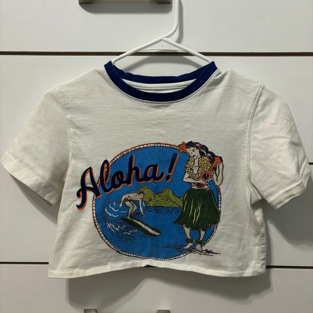 Y2K Aloha Cropped Baby Tee Size XS - Image 2