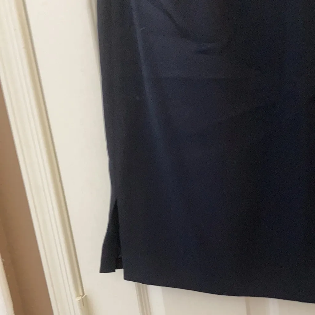 FINAL MARKDOWN Ladies classic black skirt 10p - Image 2