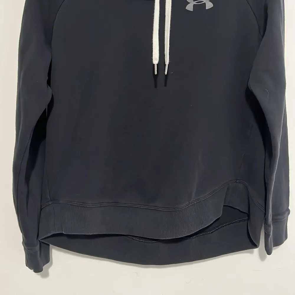 Under Armour  Black Hoodie Size Medium EUC - Image 3