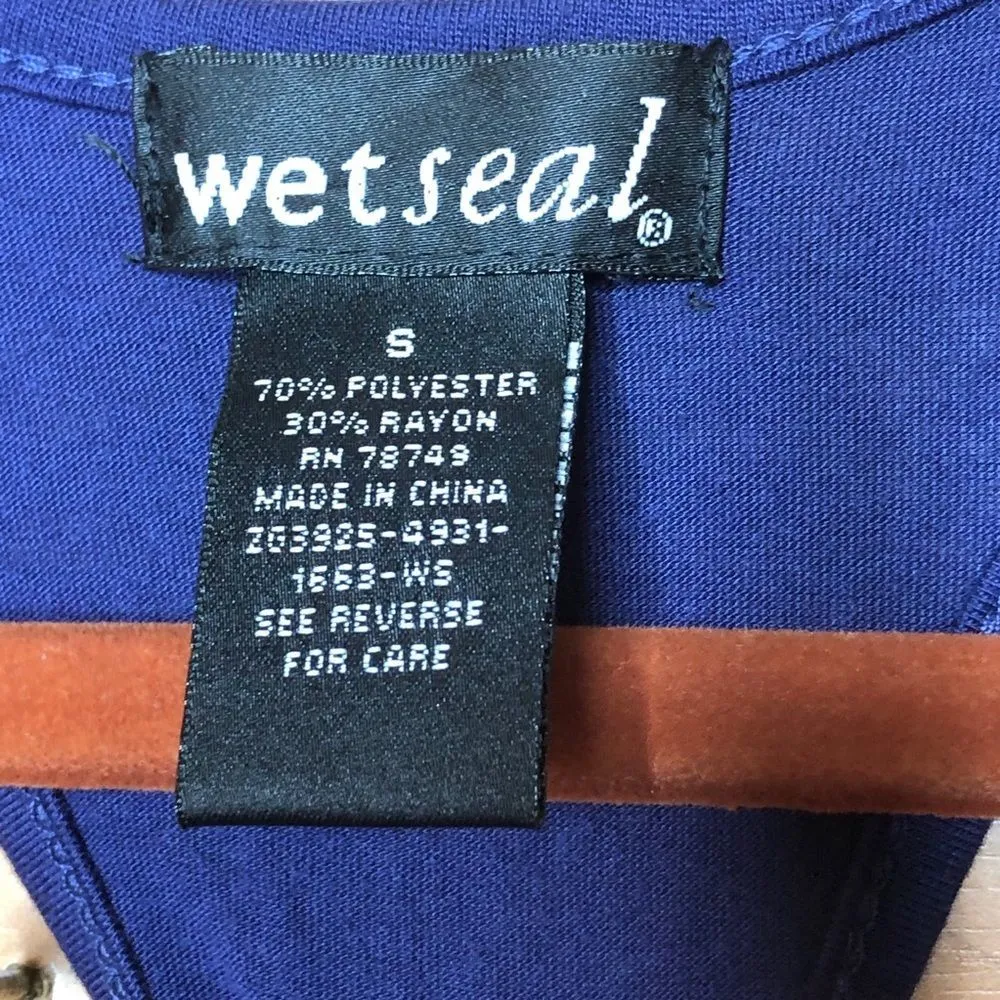 Wet Seal Racerback Tank with Clear Paillets - Image 5