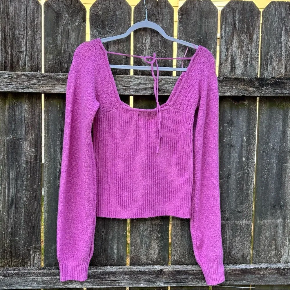 Hippie Rose Square Neck Tie Back Sweater NWT Medium‎ - Image 5