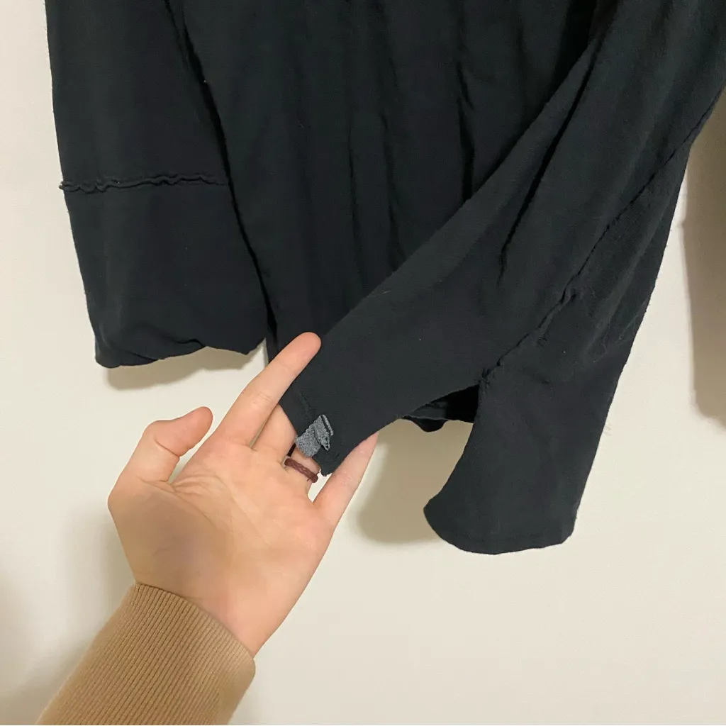 We the Free Navy Blue Long Sleeve Mock Neck Top size Medium - Image 3