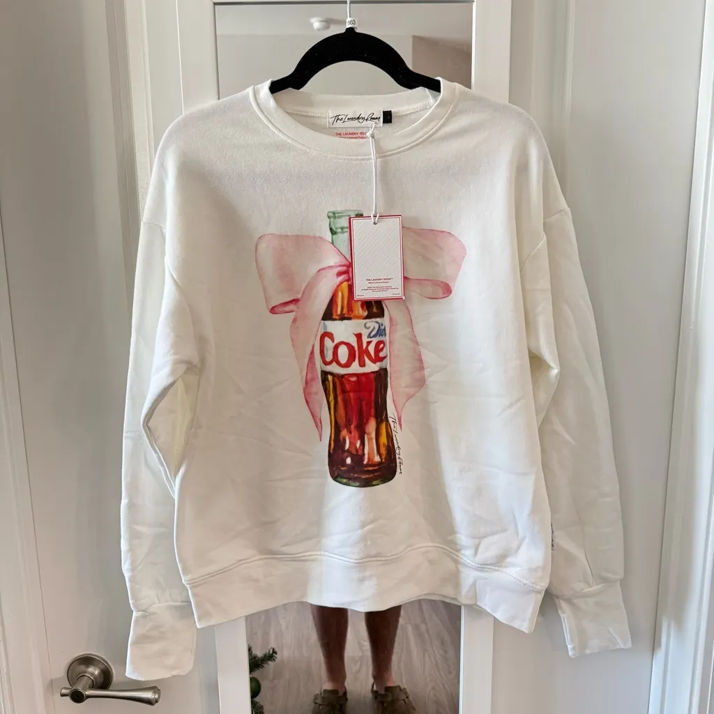 The Laundry Room Diet Coke Graphic Sweatshirt White Pullover Size Small - Image 2