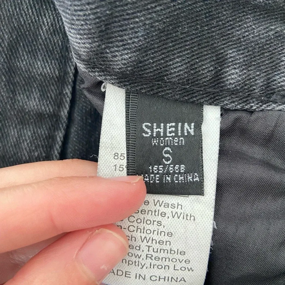 SHEIN women’s flame black‎ denim distressed shorts — small - Image 5