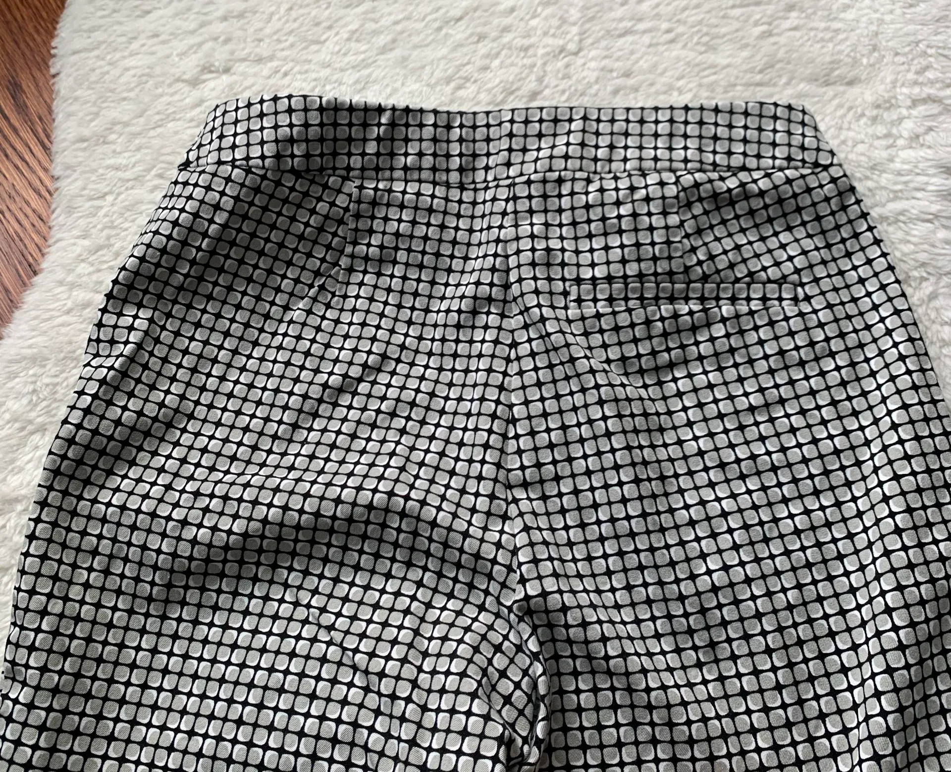 Gray Plaid Polka Dot Skinny Ankle Dress Pants EUC Black Size 2 - Image 5