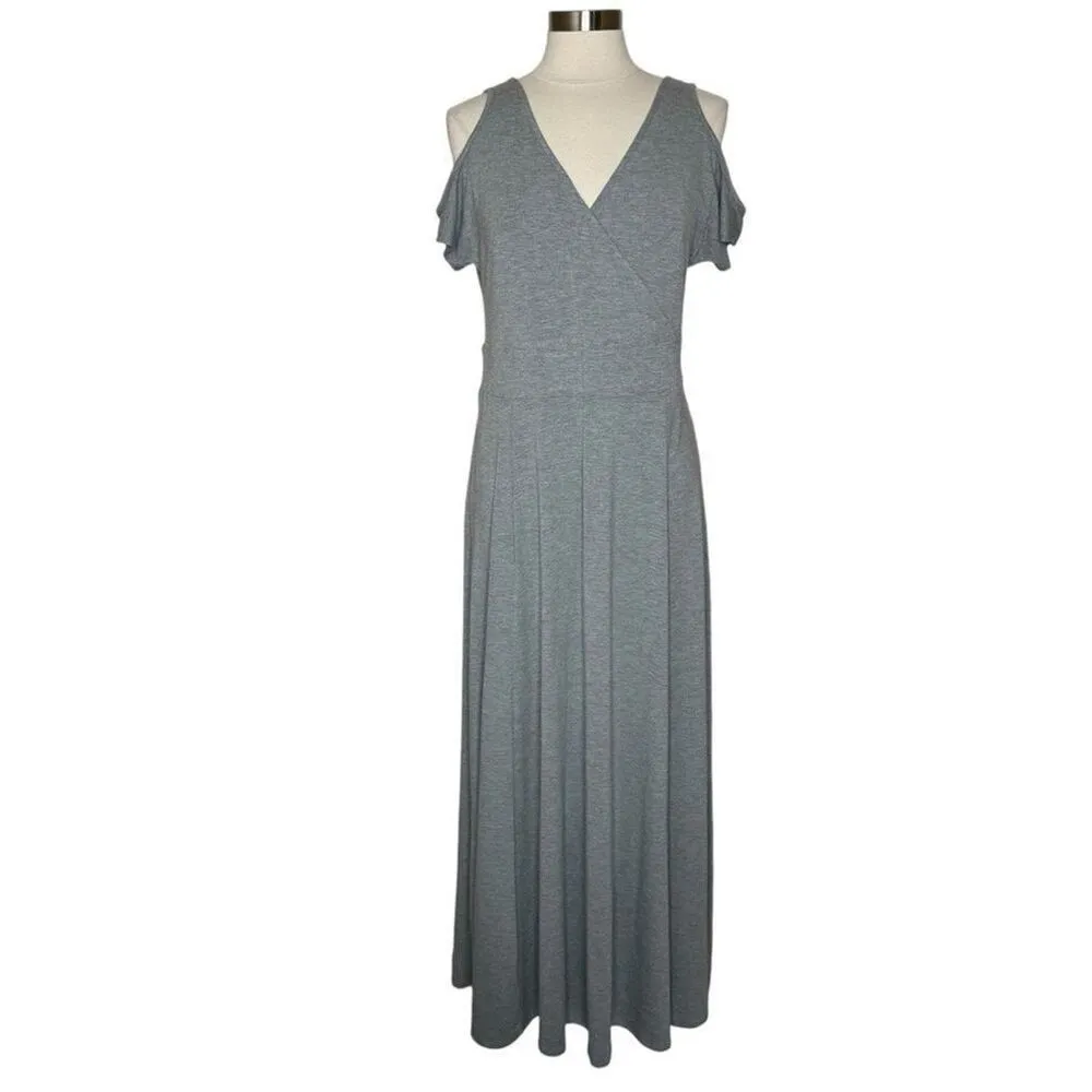 ✨Torrid Heather Gray Cold Shoulder Surplice Maxi Sz 3X Dress✨ - Image 5