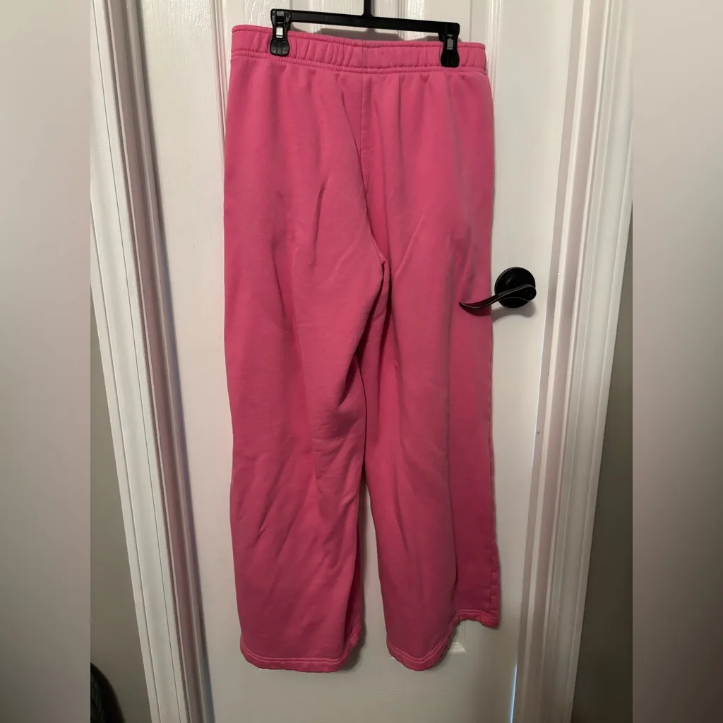 Universal Thread Pink Wide Leg SweatPants size small - Image 4