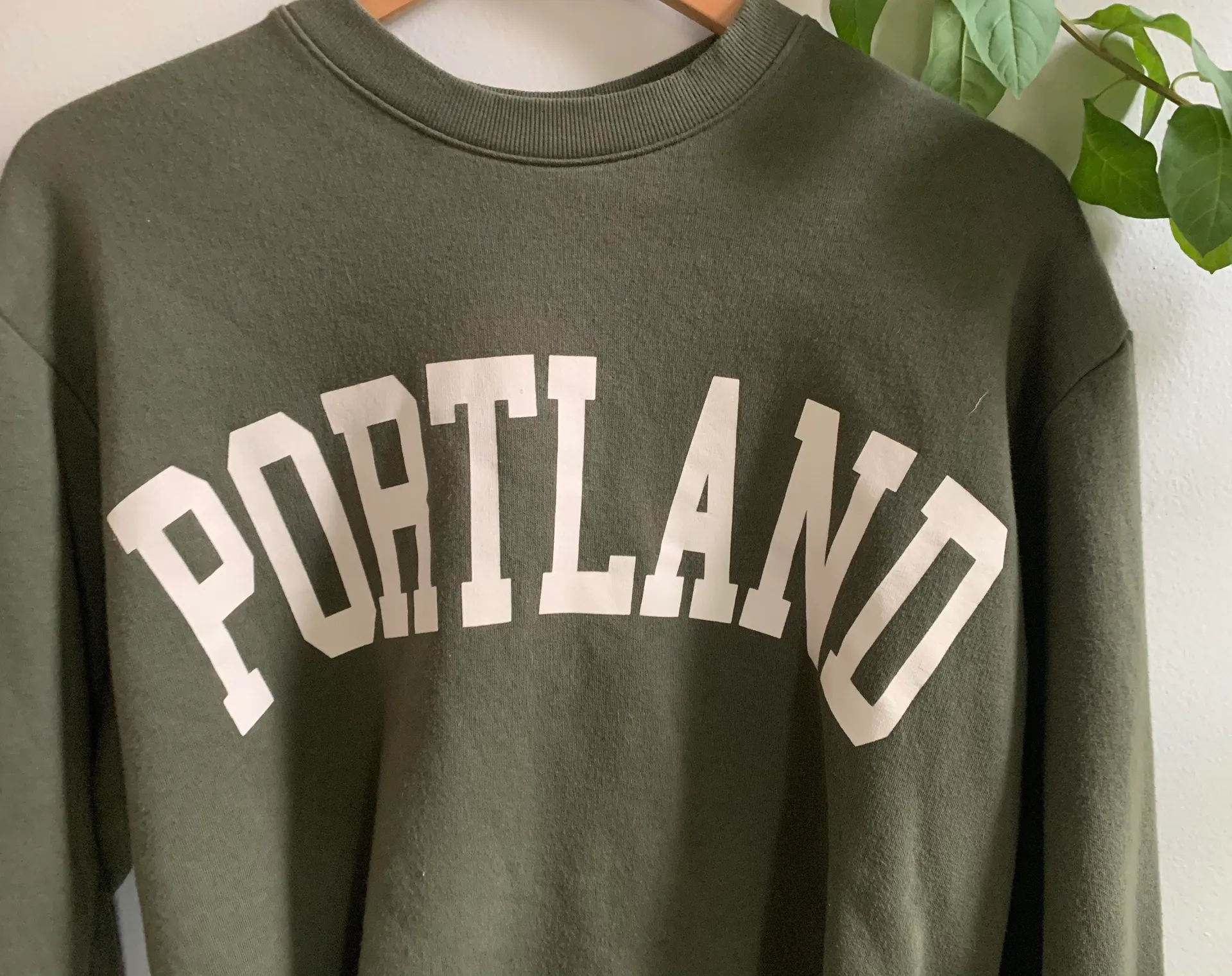 Wild Fable Cropped Sweatshirt - Image 3