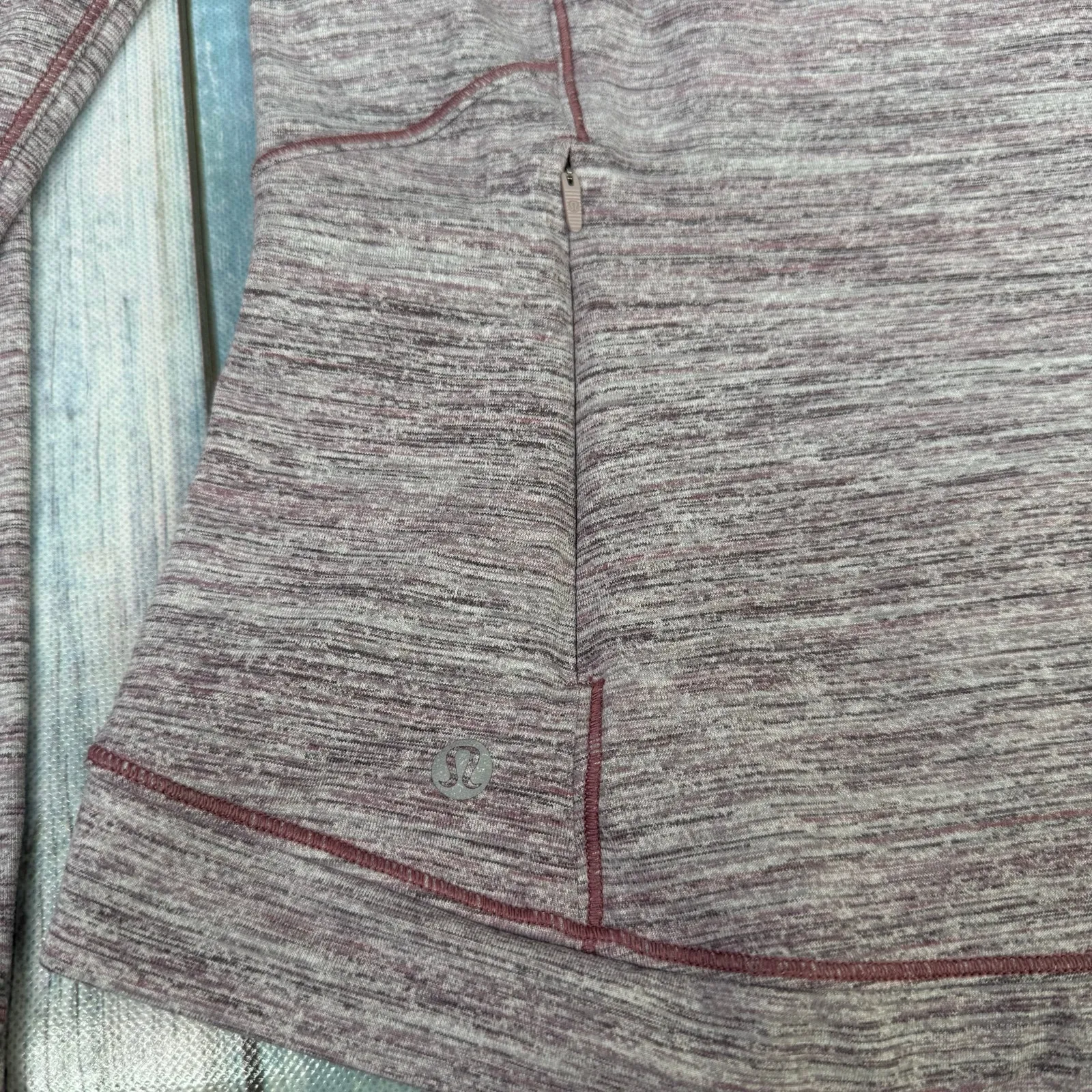 Lululemon Close to Crossing Long Sleeve Medium Pink Grey Crewneck Shirt Top Zip - Image 4