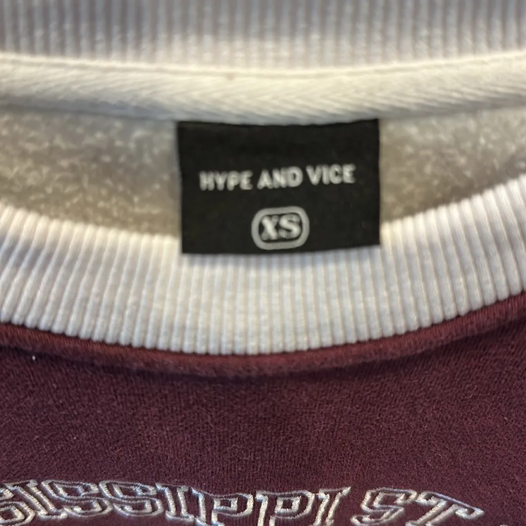 Mississippi State University MSU State XS cropped fleeced sweatshirt White - Image 3