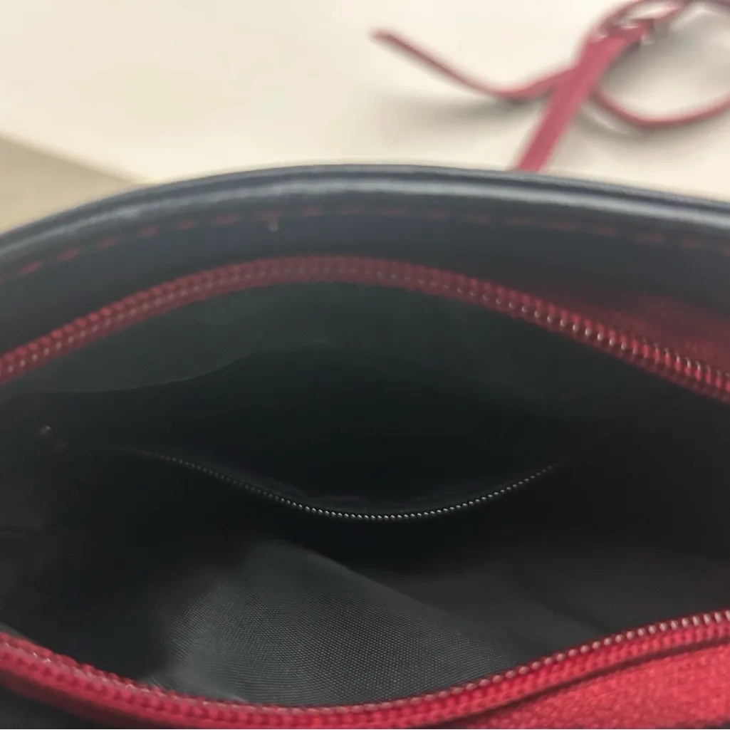 Vera PELLE Red and Black Leather Crossbody Bag like new! Gorgeous HIGH quality - Image 6