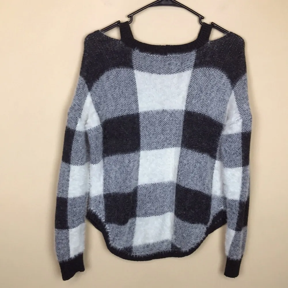 Express Women’s Fuzzy Faux Fur Buffalo Check Plaid Cut Out Cold Shoulder Sweater - Image 6