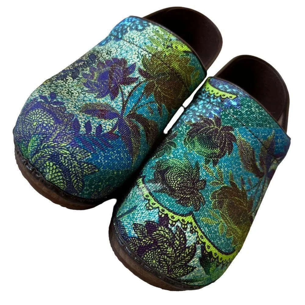 Sanita Pro Nuna Clogs Ethnic Print Multi Color Green Size 7 - Image 3