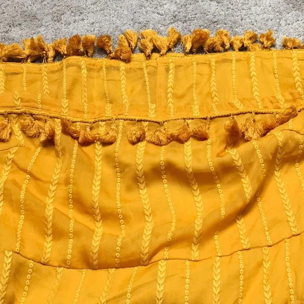 Honey punch gold strapless mini dress with tassels. New with tags - Image 10