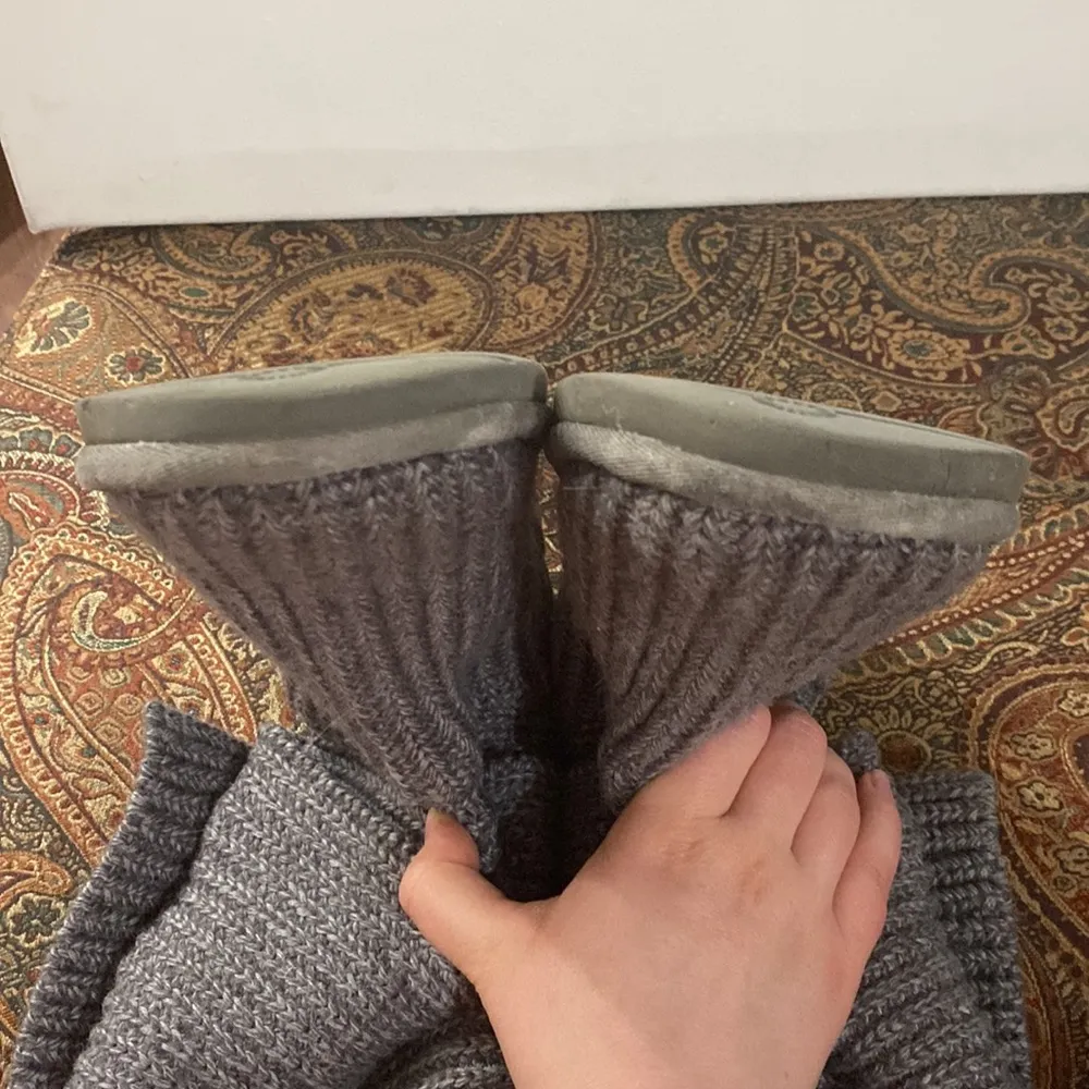 Ugg Australia Cardy II Knit boot in grey size 6 - Image 7