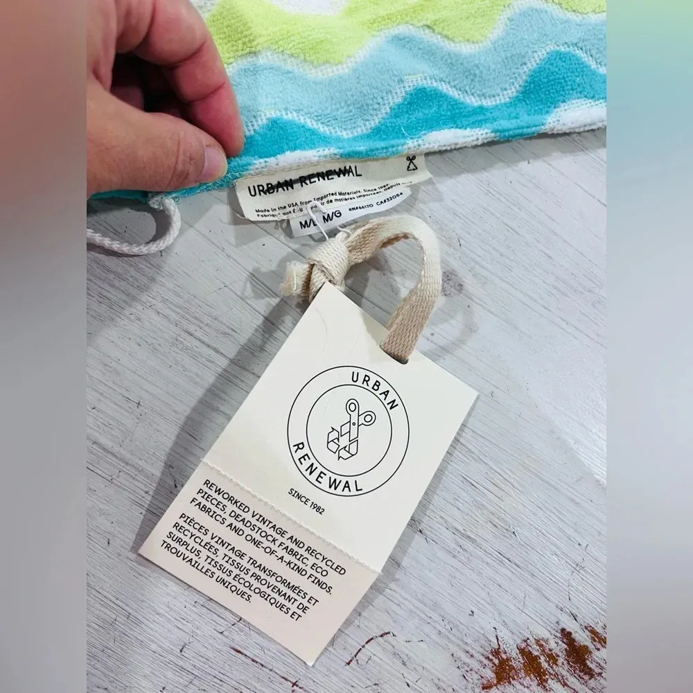 Urban Outfitters Urban Renewal Remade Terrycloth Halter Top M/L NWT - Image 6