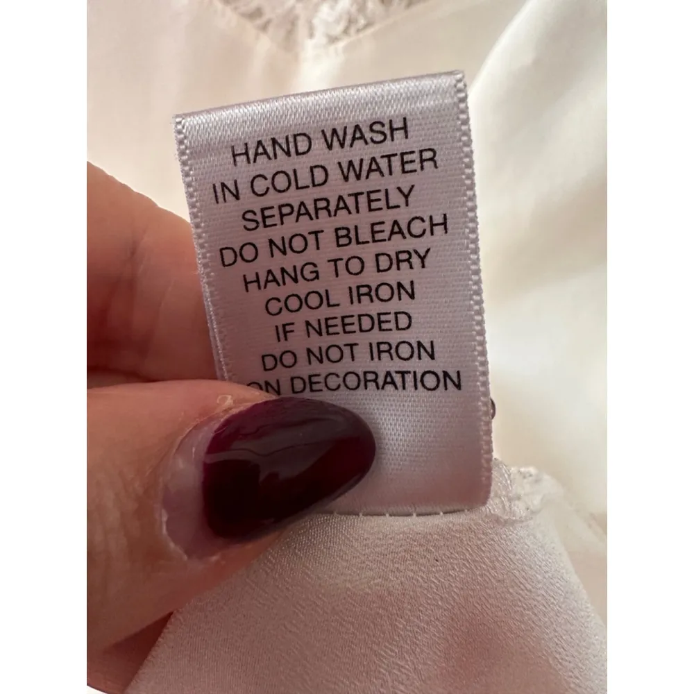 Charlotte Russe Floral Crochet Lace Tie Bottom Sleeveless Blouse, L, White - Image 7