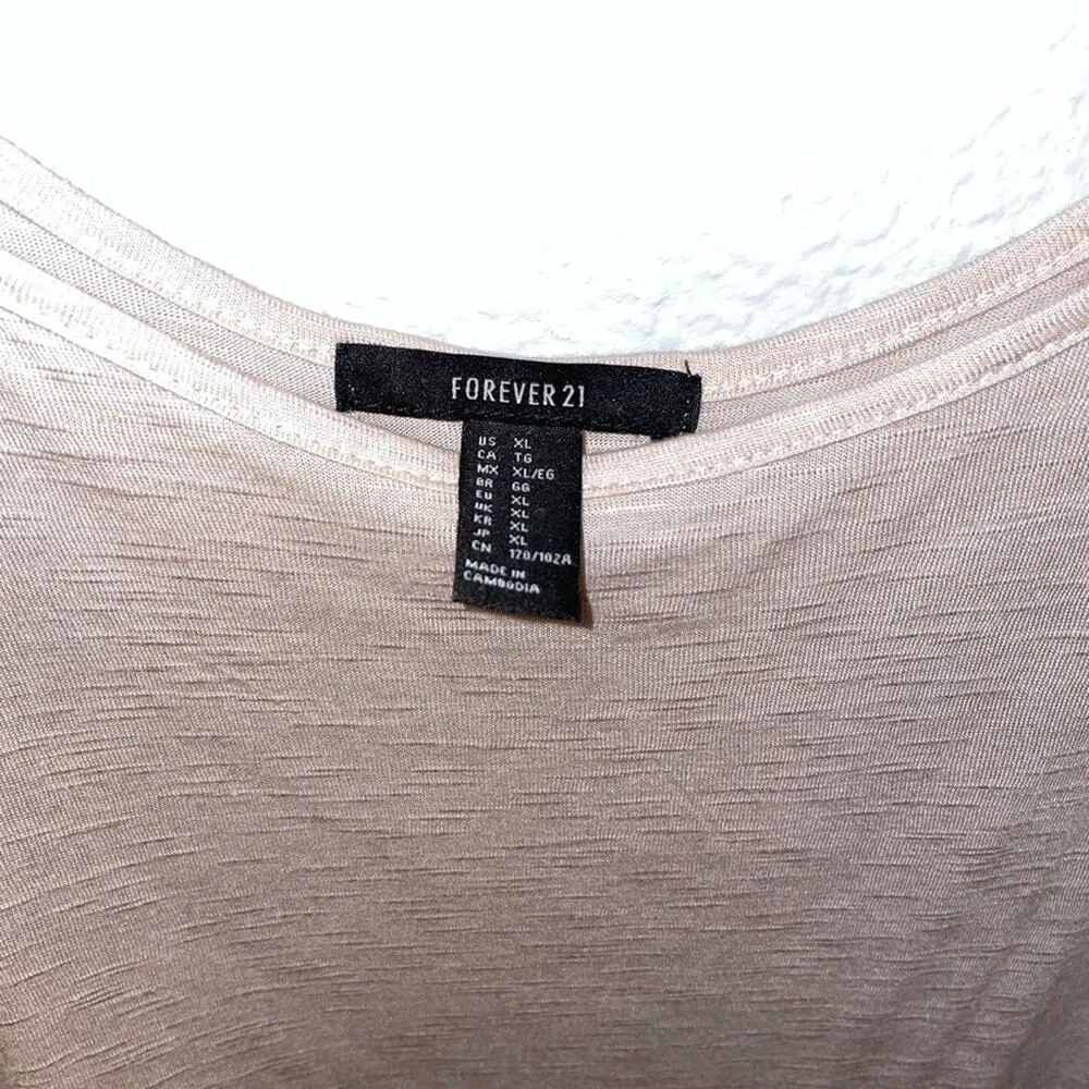 FOREVER 21 CREAM TANK TOP / CROP TOP - Image 2