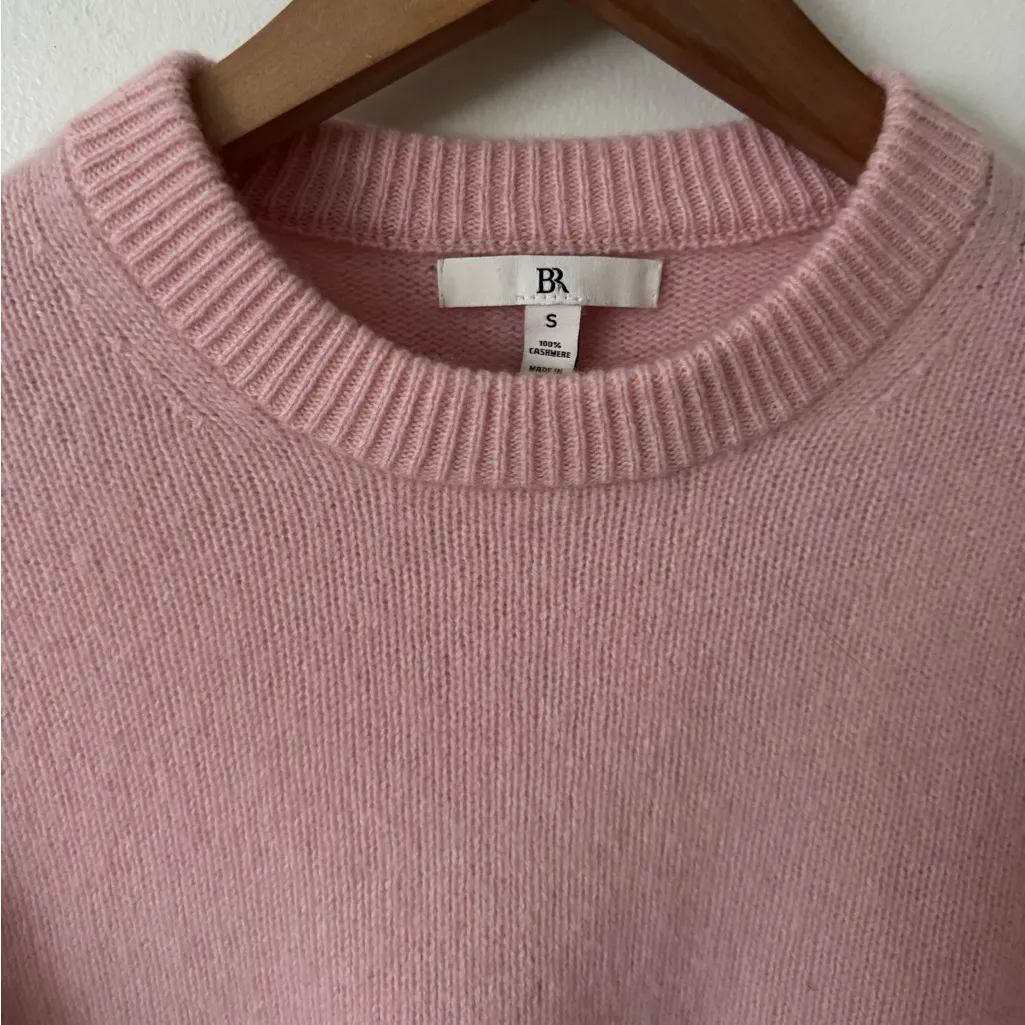 Banana Republic S Cashmere Light Pink Crewneck Sweater - Image 2