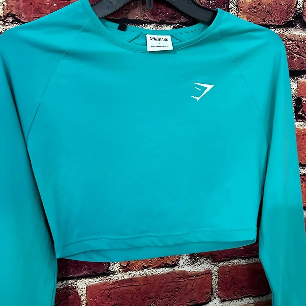 long sleeve crop - Image 2