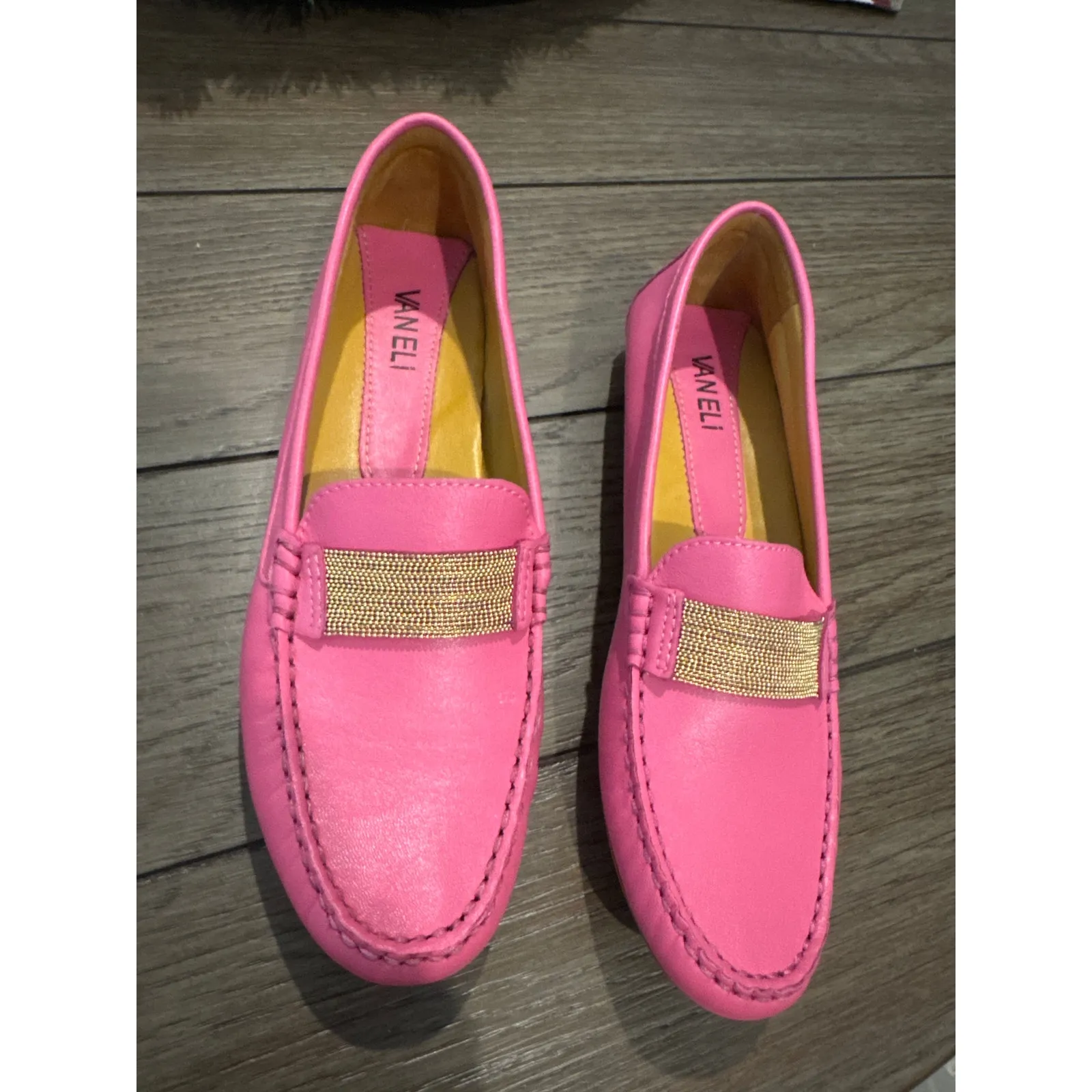 Vaneli Women's Size 8 Fuschia Pink Slip on Leather Loafers Dress Shoes - Image 2