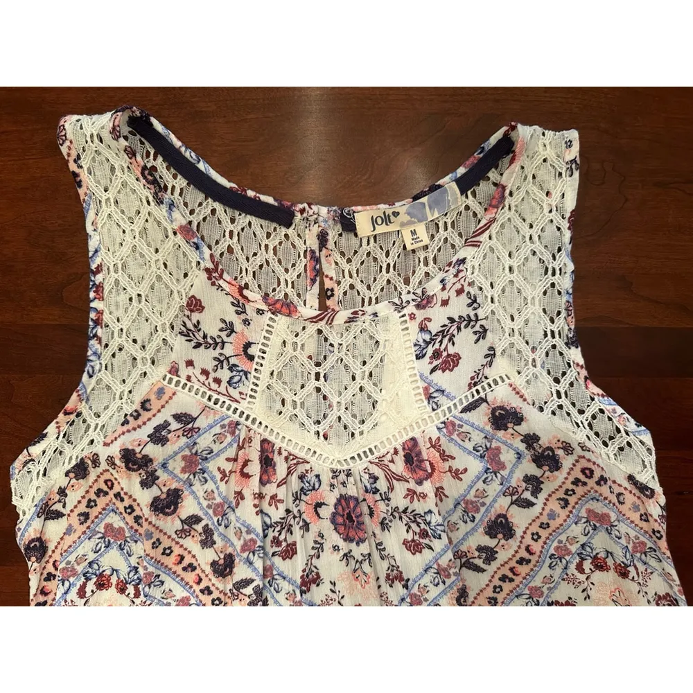 Jolt Medium Floral Lace Tank Top New With Tags - Image 2