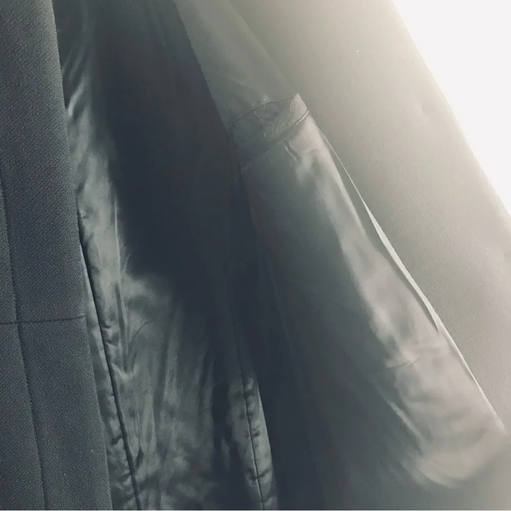 J. Crew Long Wool Black Topcoat size 4 Petite - Image 10