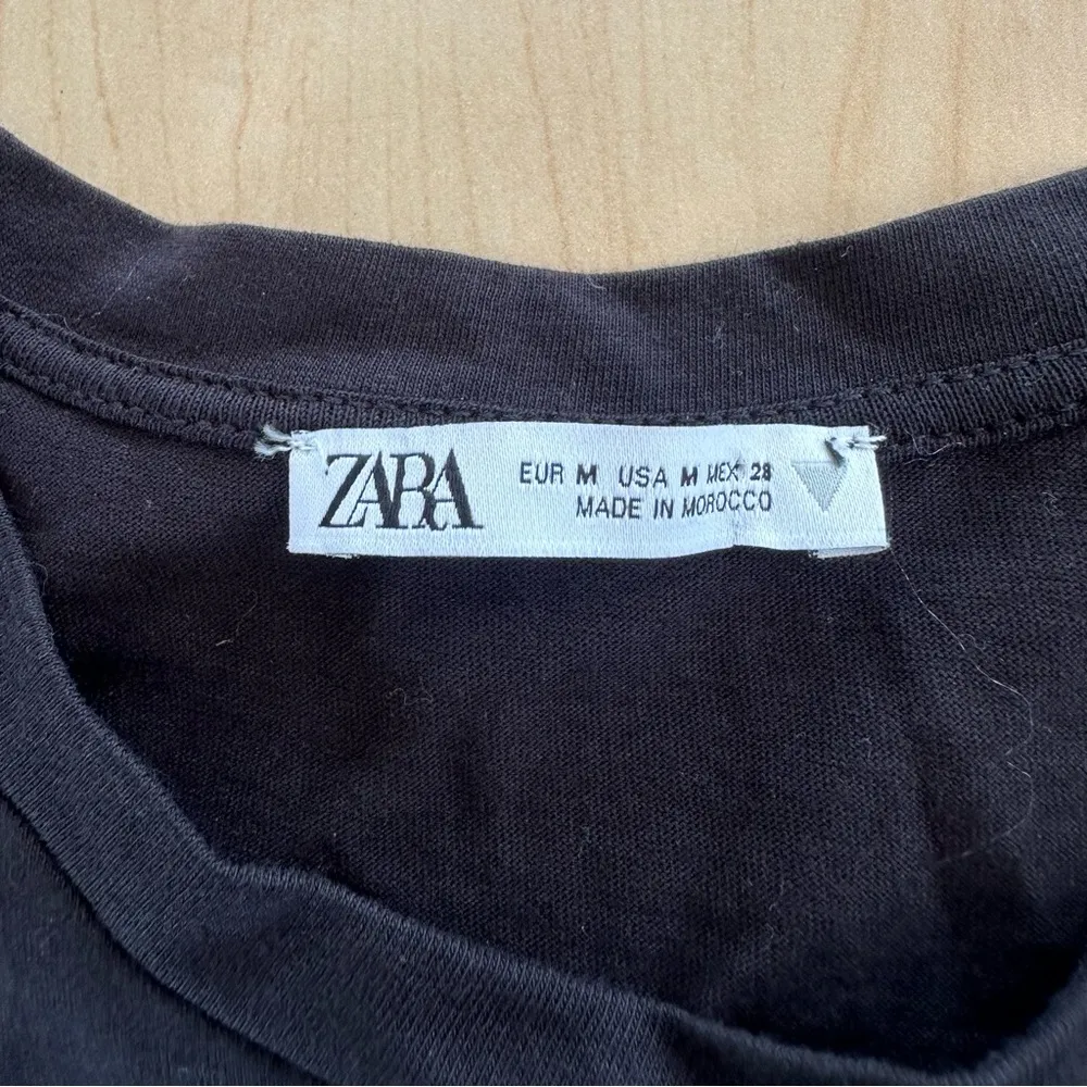 Zara Black Ruffle Sleeve Crop Top - Image 7