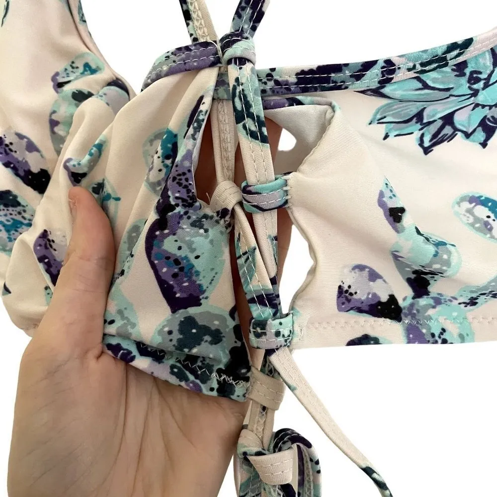 Cupshe cream blue and green floral swim top padding athletic swimming suit - Image 3