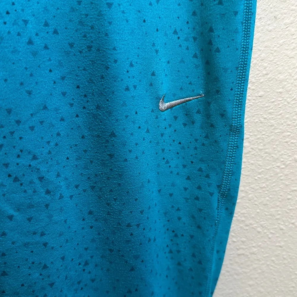 Nike Running Dri Fit Athletic Capri pants | size large - Image 2