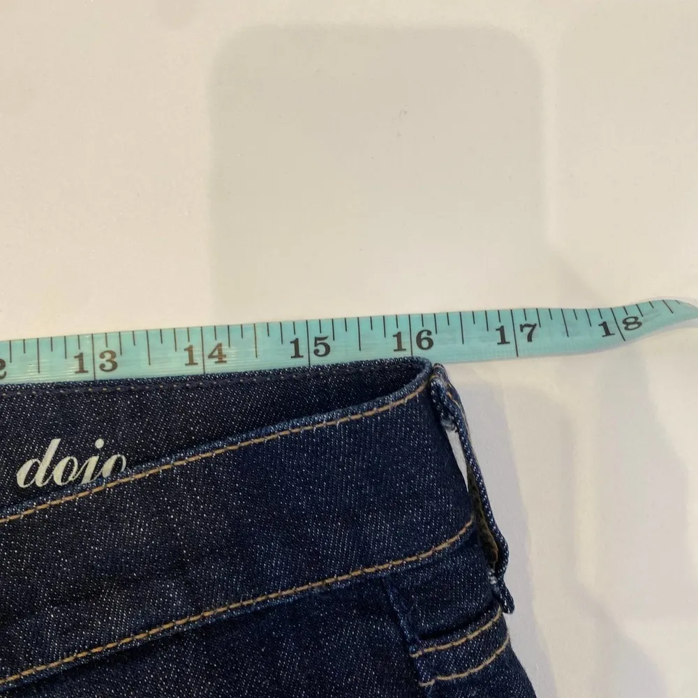 7FAMK Crop Dojo Capri Denim Jeans Cotton Dark Blue EUC Sz 29 - Image 9