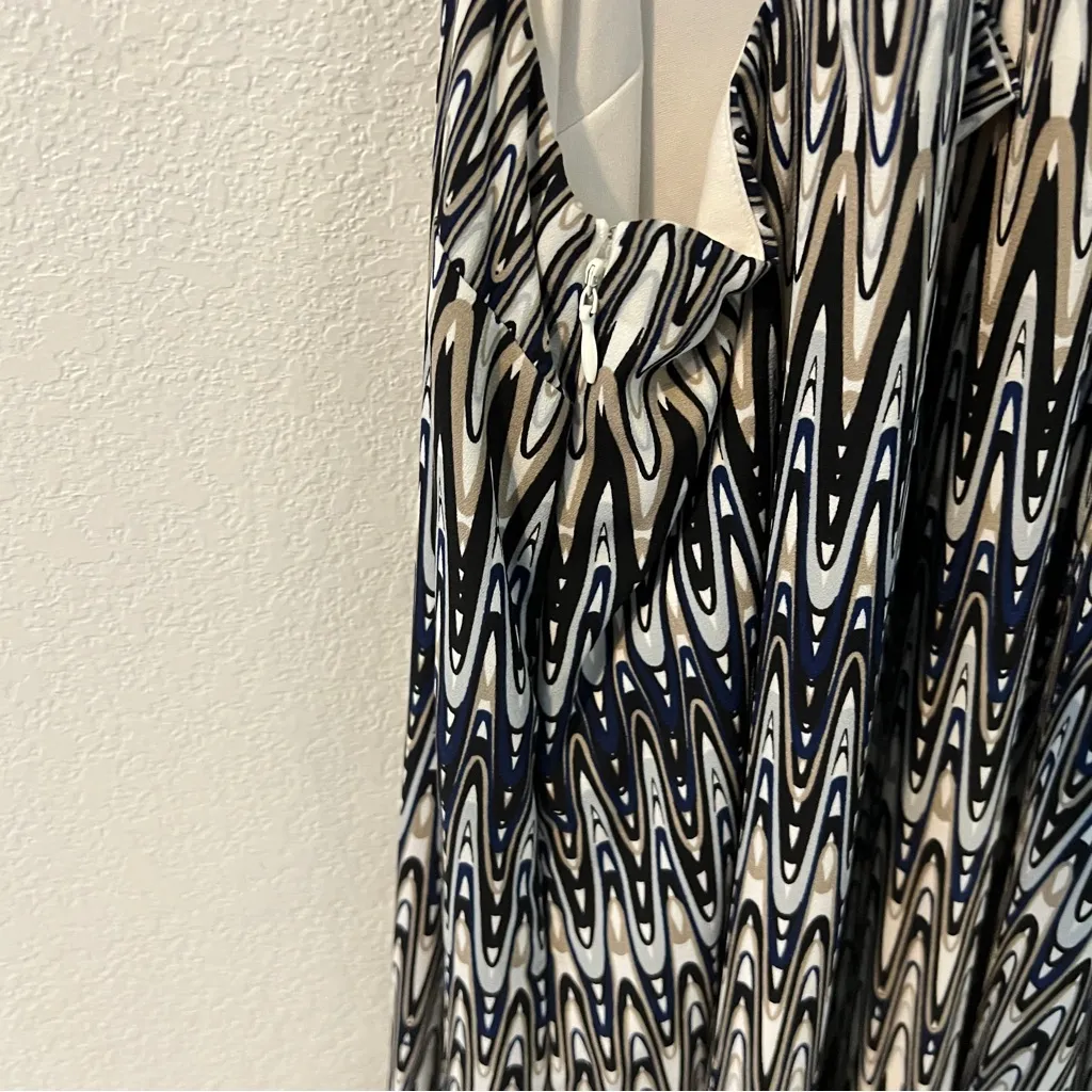 Kensie Women's Sound Waves Printed Cami Dress Halter Neck Shift Chiffon‎ Size M - Image 8