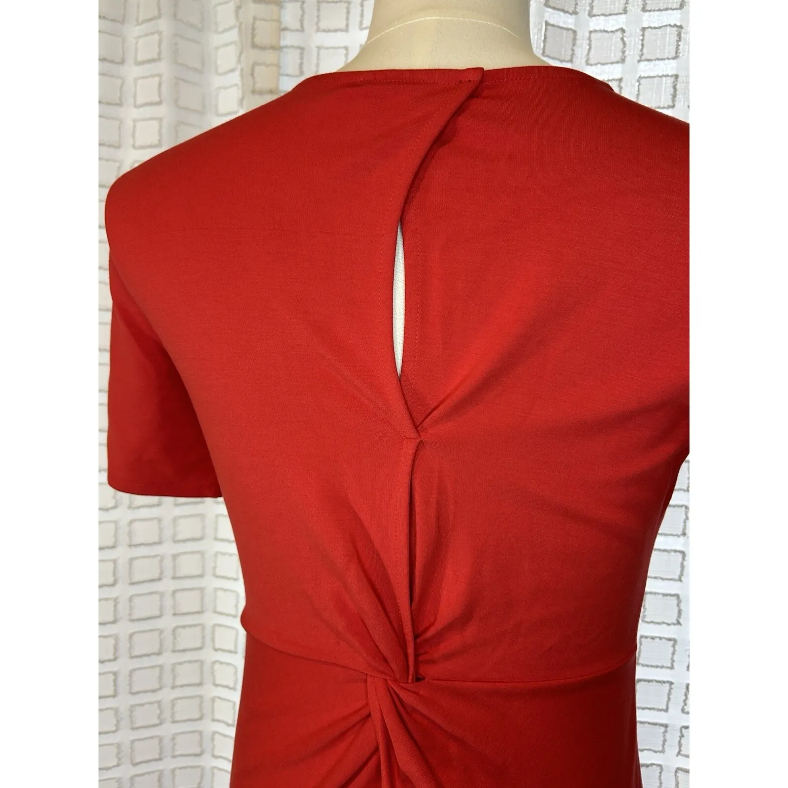 Banana Republic‎ Twist Back Ponte Sheath Dress, Size 8 Petite Coral - Image 5