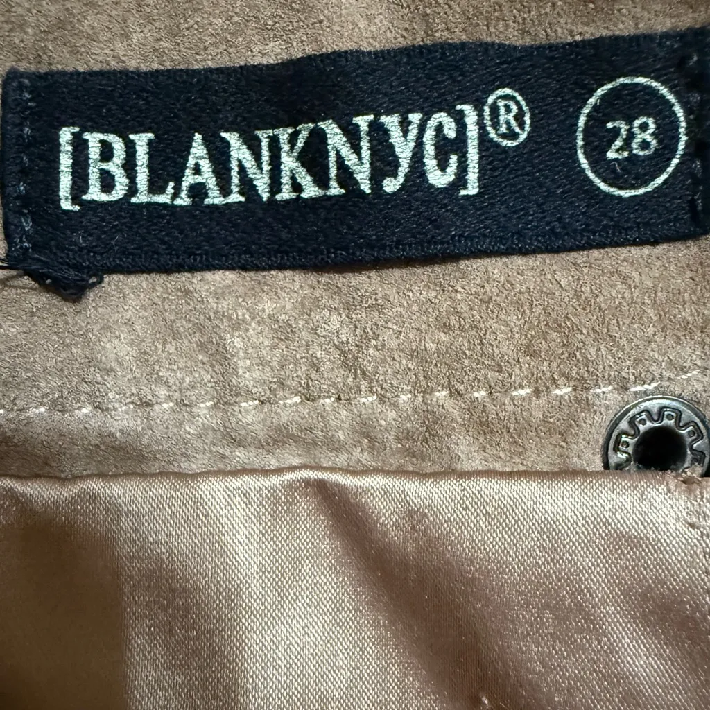 BLANKNYC Run For It Brown Suede Mini Skirt Sz 28 - Image 5