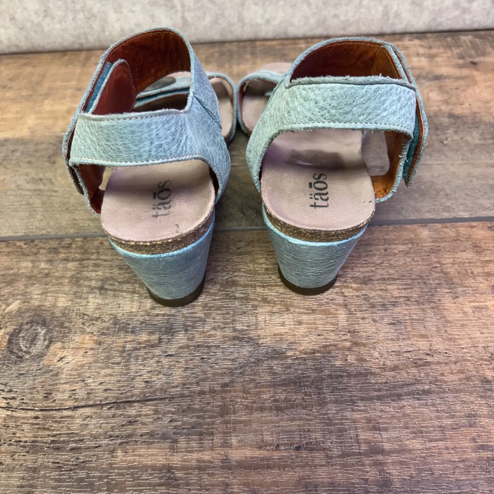 Taos Carousel Women's Light Blue Leather Wedge Sandals Size 36 - Image 5