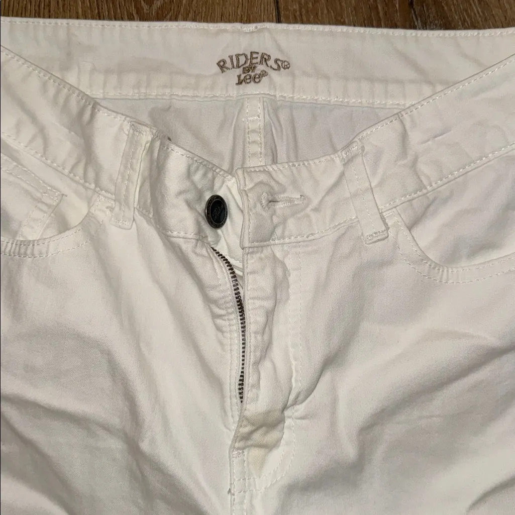 Rider by Lee women’s Capris - Image 2