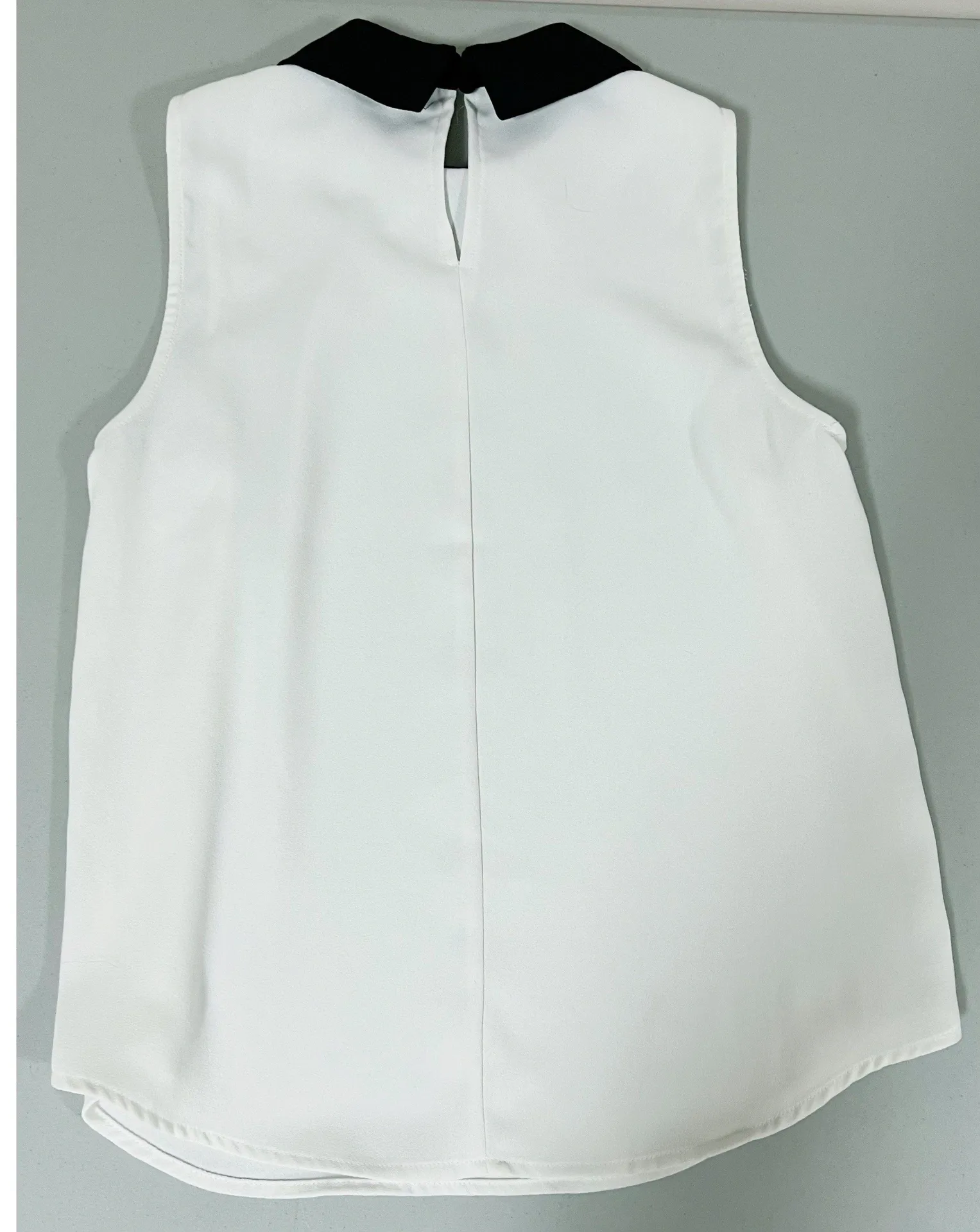 White Chiffon Collared Sleeveless Blouse Top Shirt Size S 🤍🖤 - Image 2