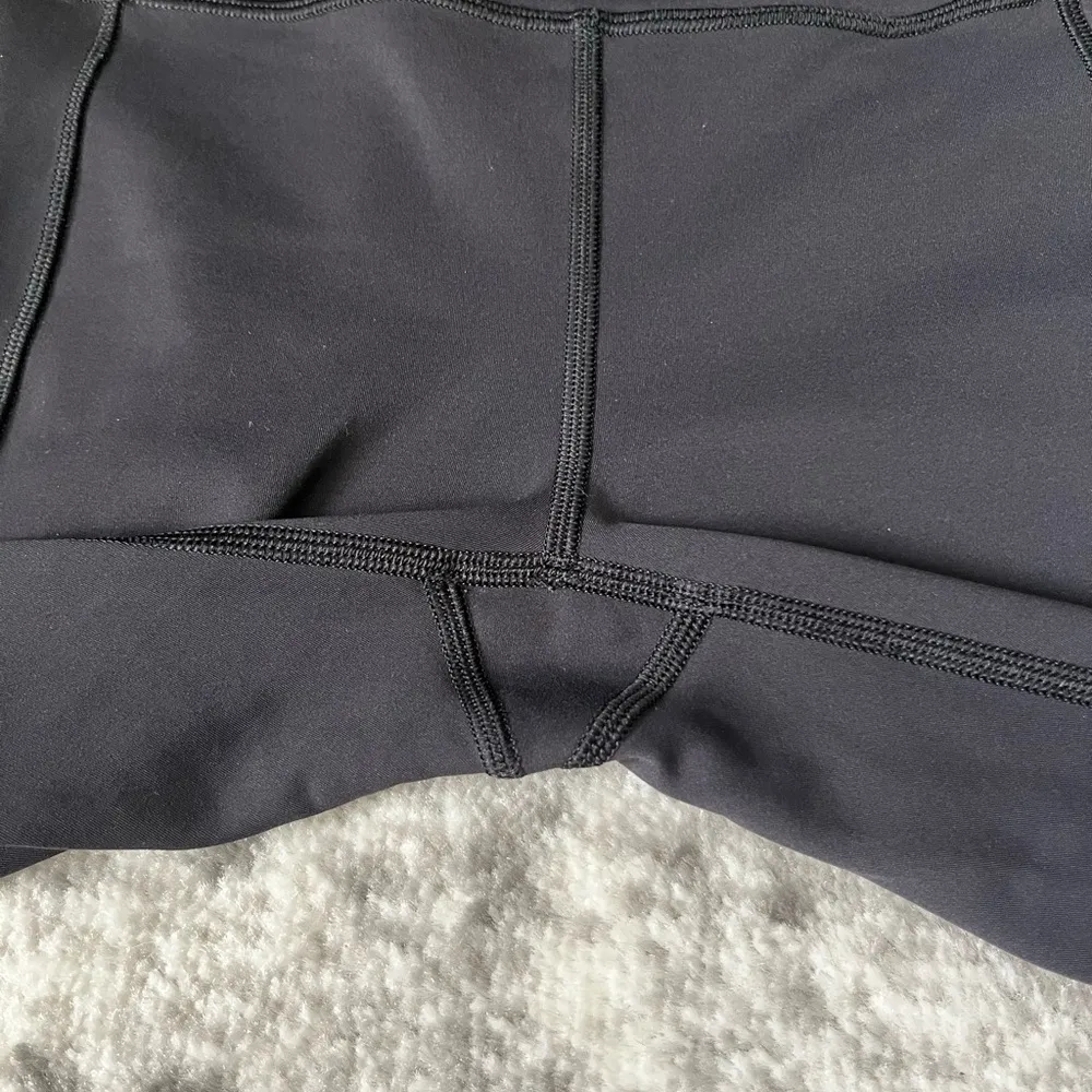 Lululemon In Movement Tight 25" *Everlux - Image 7