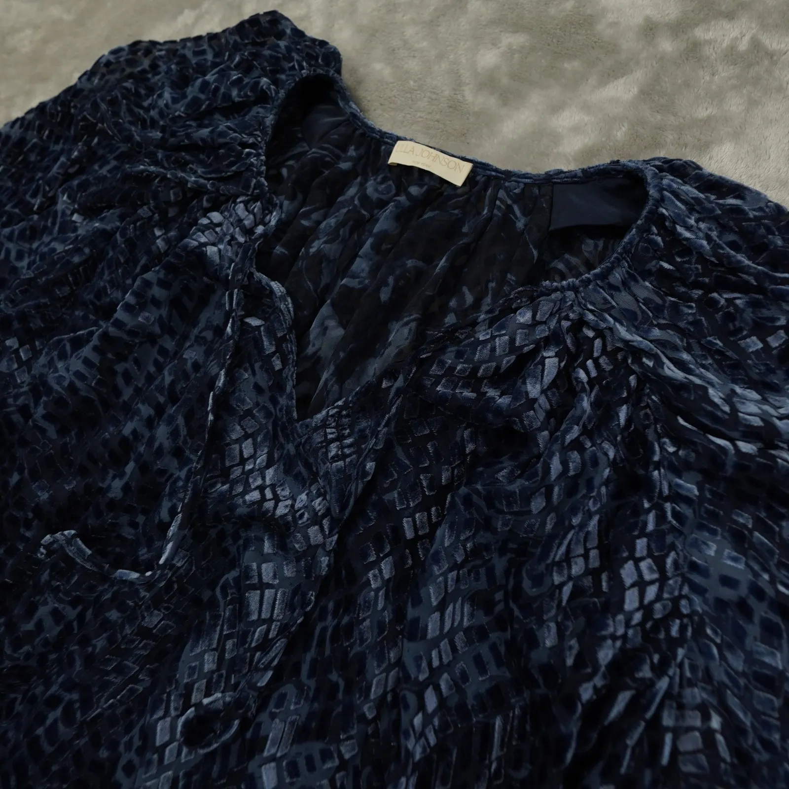 Ulla Johnson Pauline Blouse Womens 10 Blue Marine Velvet Peasant Boho Chic - Image 4