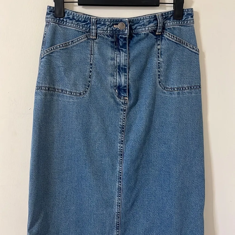 J.Jill Vintage Tencel Red Floral Detail Denim Midi Skirt Size 6 - Image 3