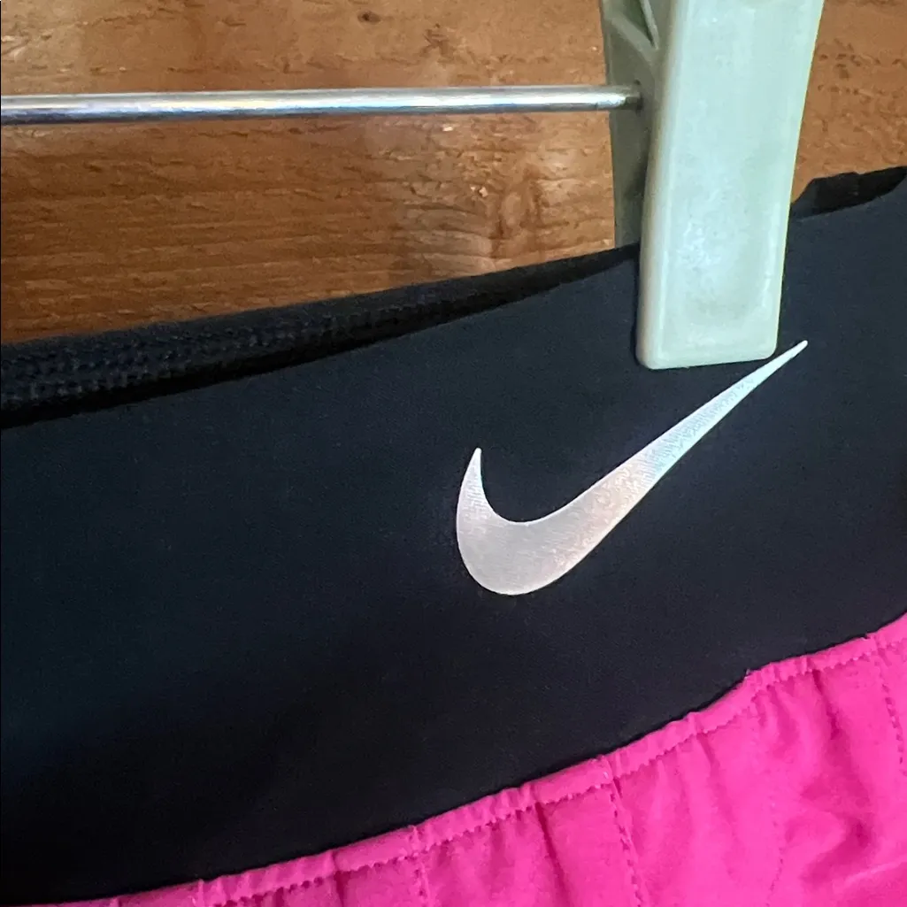 Nike DriFit Victory Tennis Skirt Skort Pink Black Pleated Size M Athleisure - Image 5