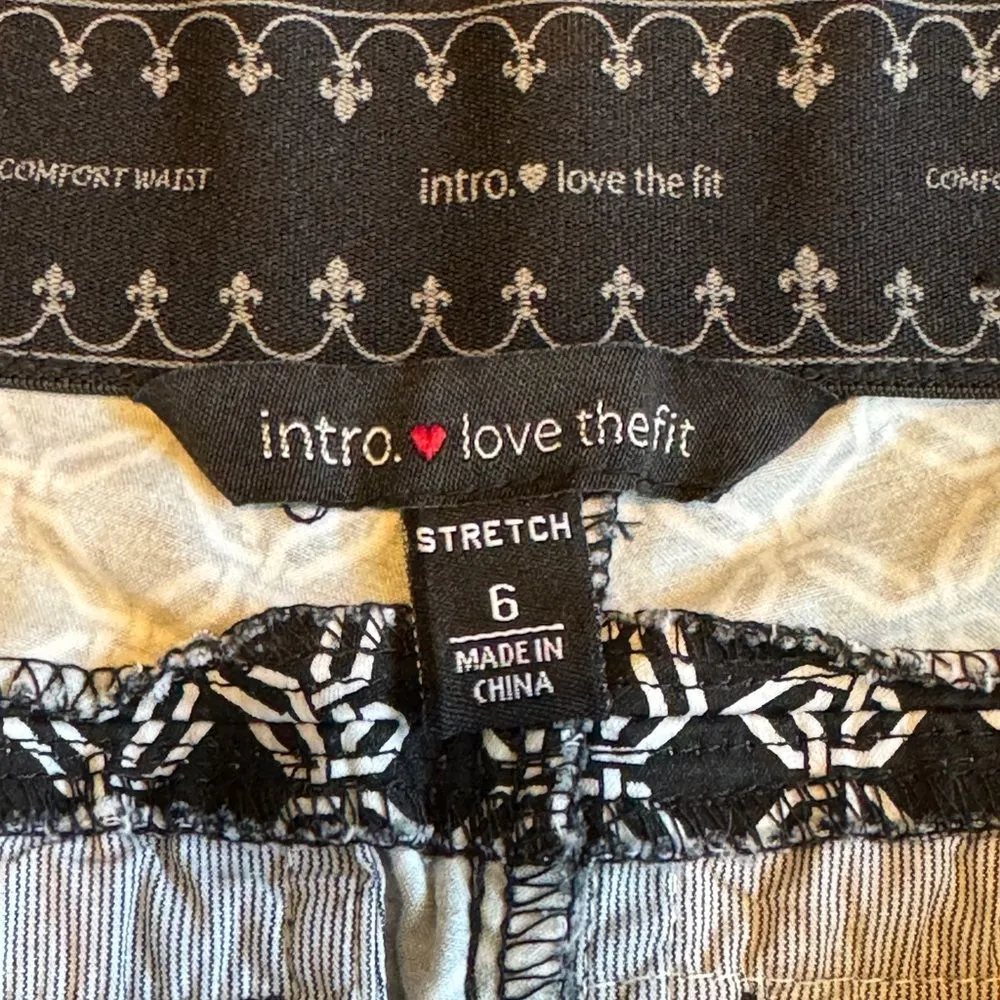 Intro. Love the‎ Fit Black & White Women’s Shorts Stretch Fit Size 6 - Image 4