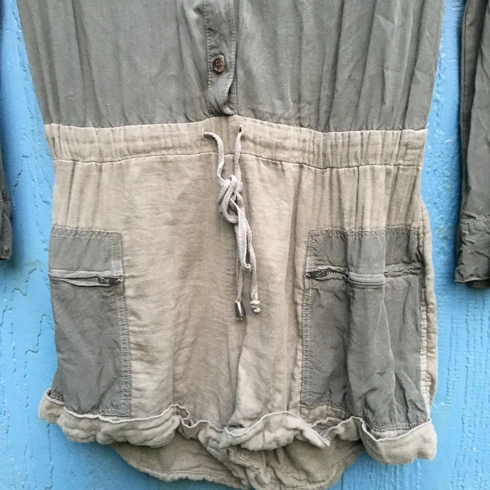 Splendid Women's Size Small Green One Piece Long Sleeve Romper Outfit - Image 4