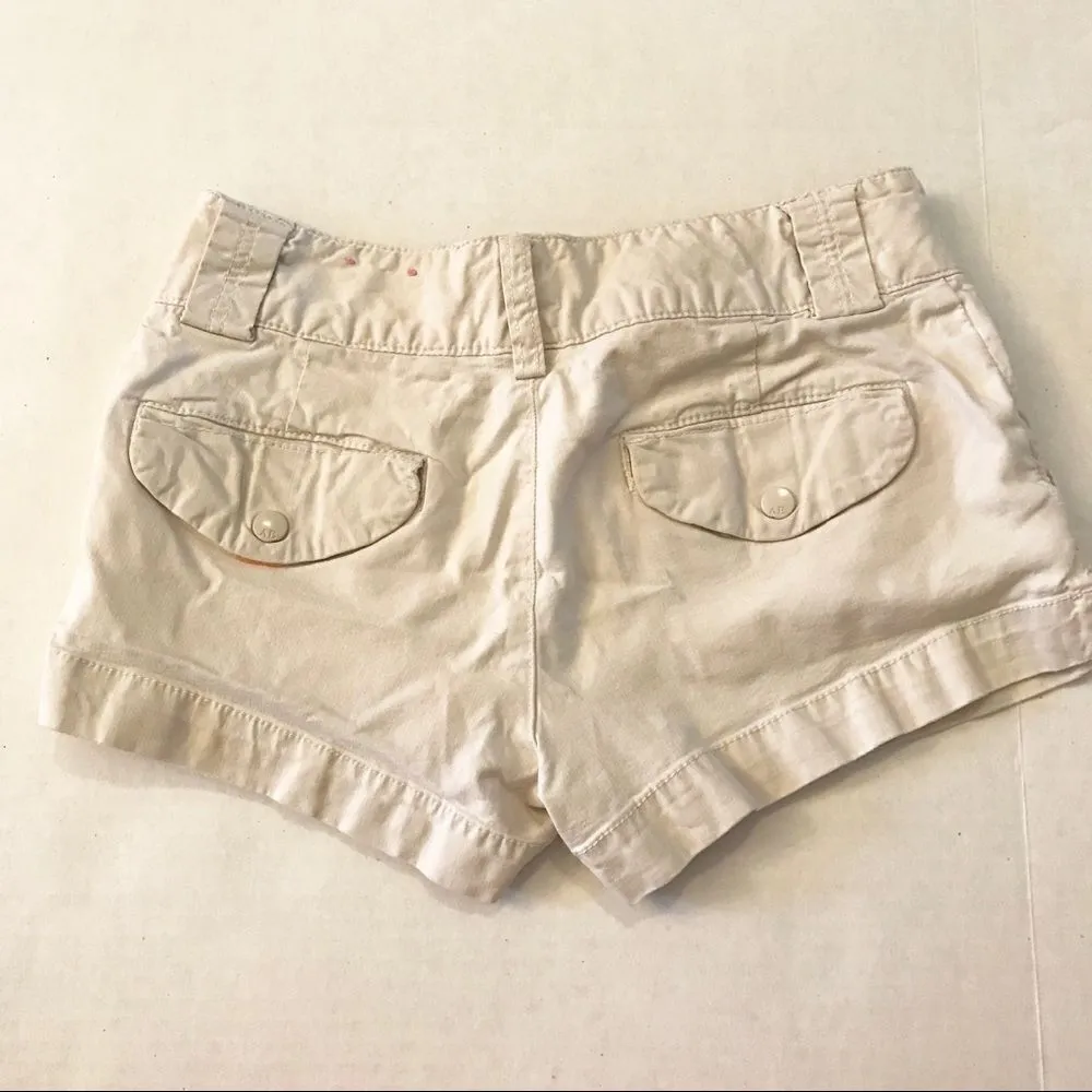 American Eagle Khaki Cream Tan Shorts Size 00 - Image 2
