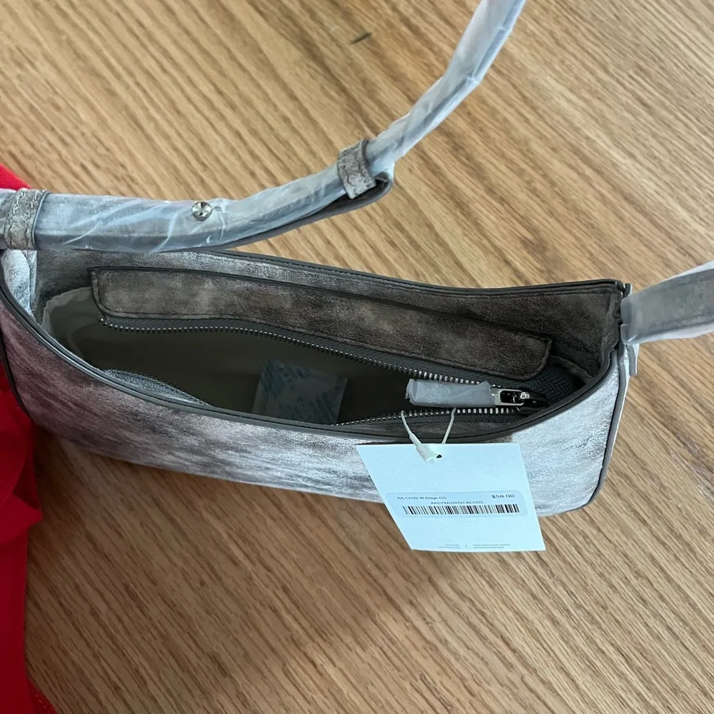 Oak+fort purse - Image 6