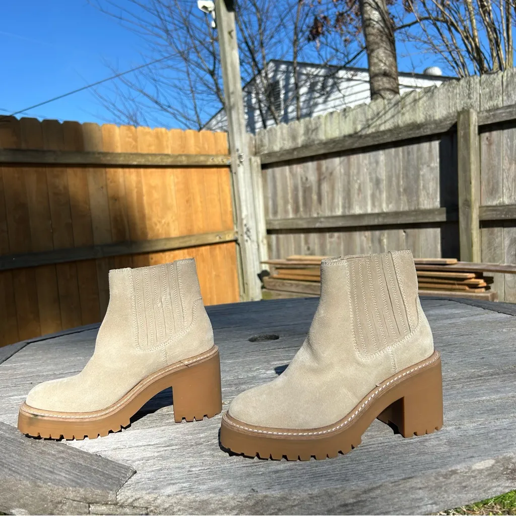 Jeffrey Campbell‎ Tuckee Lug Sole Ankle Boot in Natural Sand Suede Size 5 - Image 5