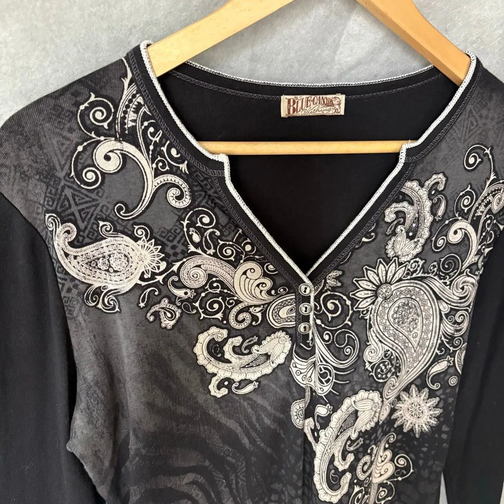 Blue Canyon Black Paisley 3/4 Sleeve Henley size XL Y2K Whimsygoth - Image 3
